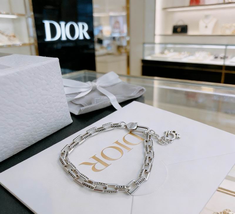 Dior Bracelet 06yxs17